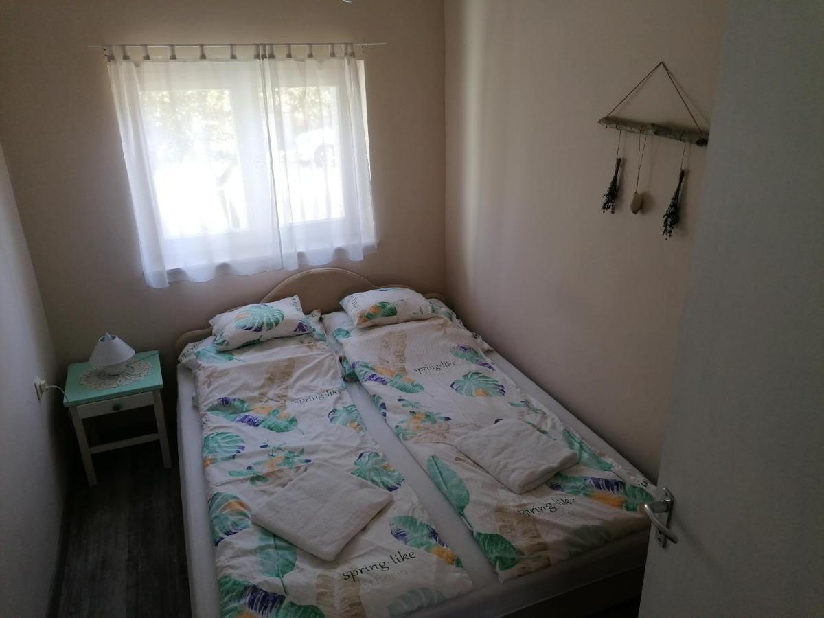 Menta Apartman Mezőkövesd エクステリア 写真