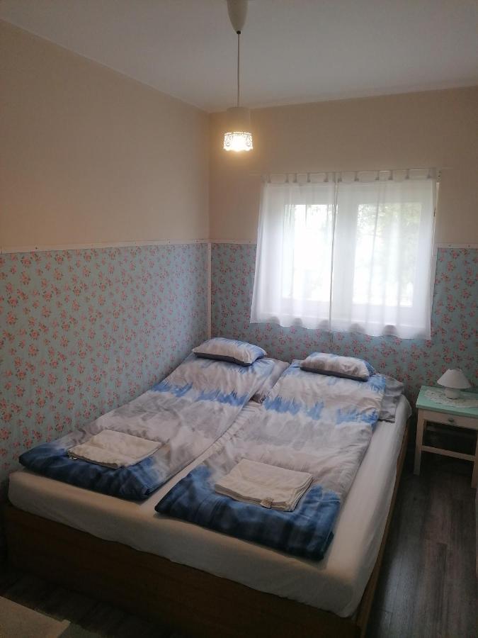 Menta Apartman Mezőkövesd エクステリア 写真