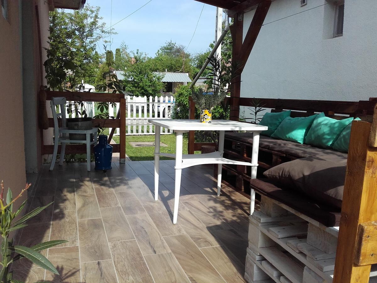 Menta Apartman Mezőkövesd エクステリア 写真